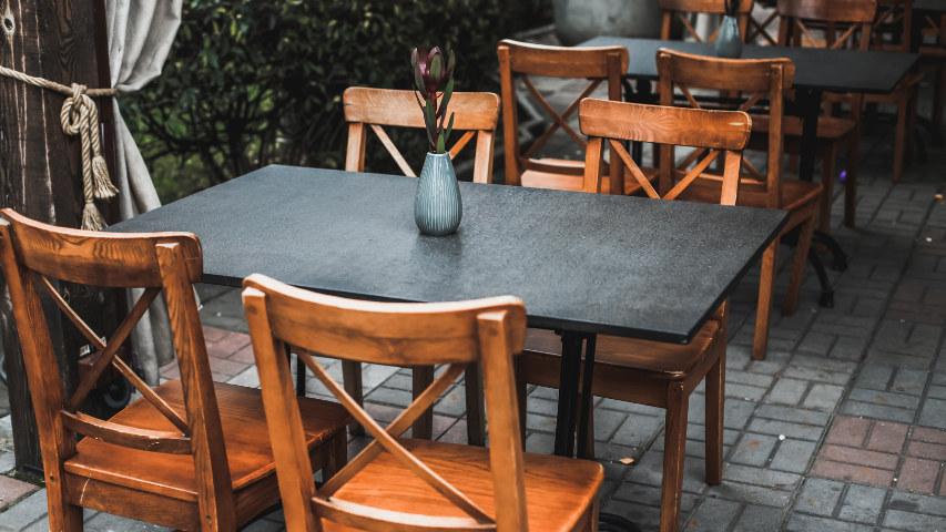 Thriving Bar & Grill with Expansive Patio and Community Roots