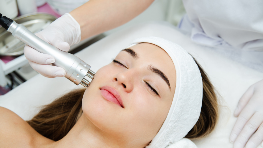 Turnkey Wellness & Aesthetics Clinic – Profitable & Fully Staffed